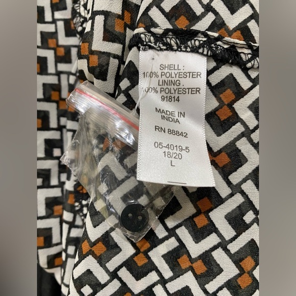 Ellos Women's Plus Black Geometric Print Sheer Overlay Tiered Dress Size 18/20 - Picture 16 of 17